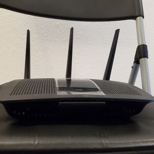 Linksys max-stream dual band wify 5 router EA7300.